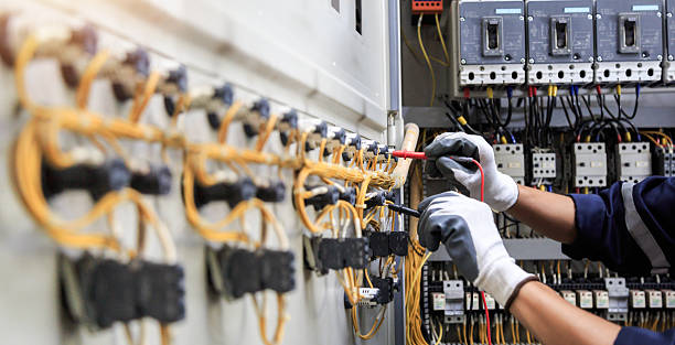 Professional Electrician technician working in Hebron, MD